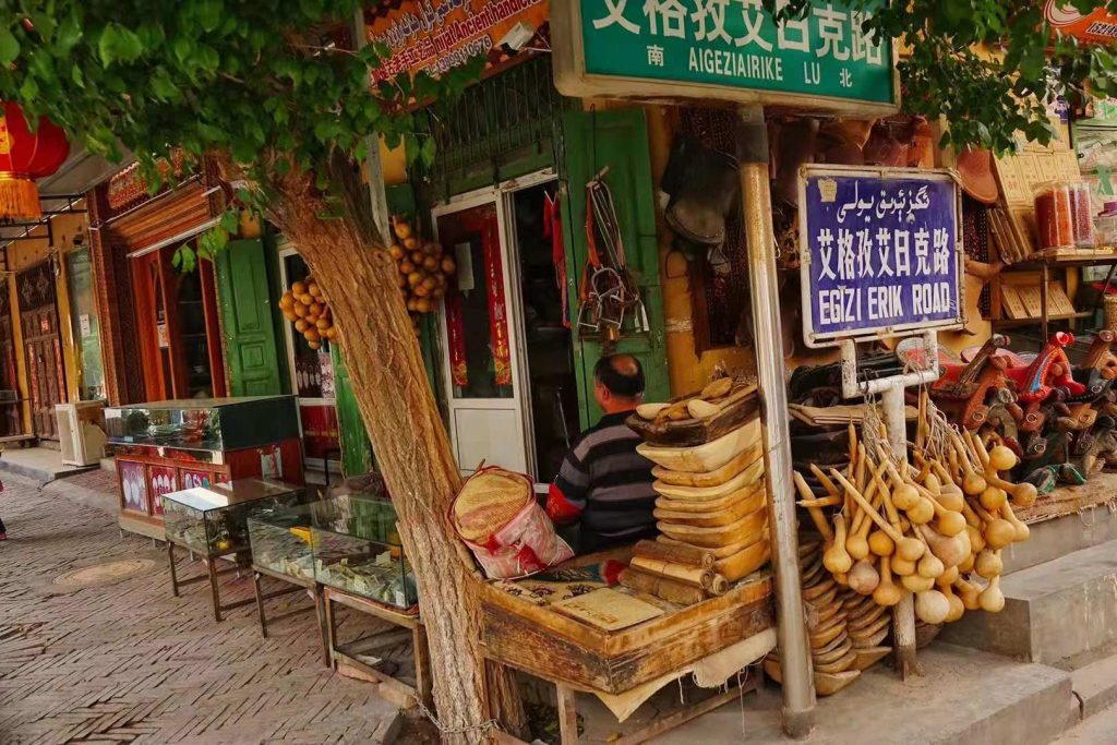坐火车如何去喀纳斯旅游_坐火车如何去喀纳斯旅游呢