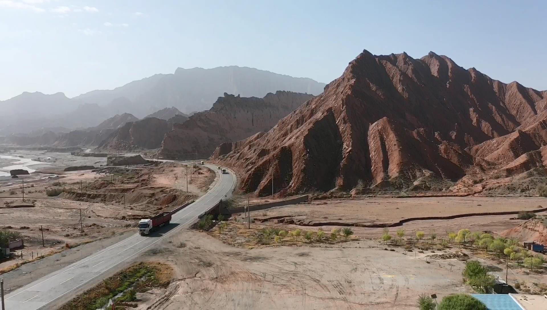 新疆旅游几条线路_新疆旅游几条线路最好