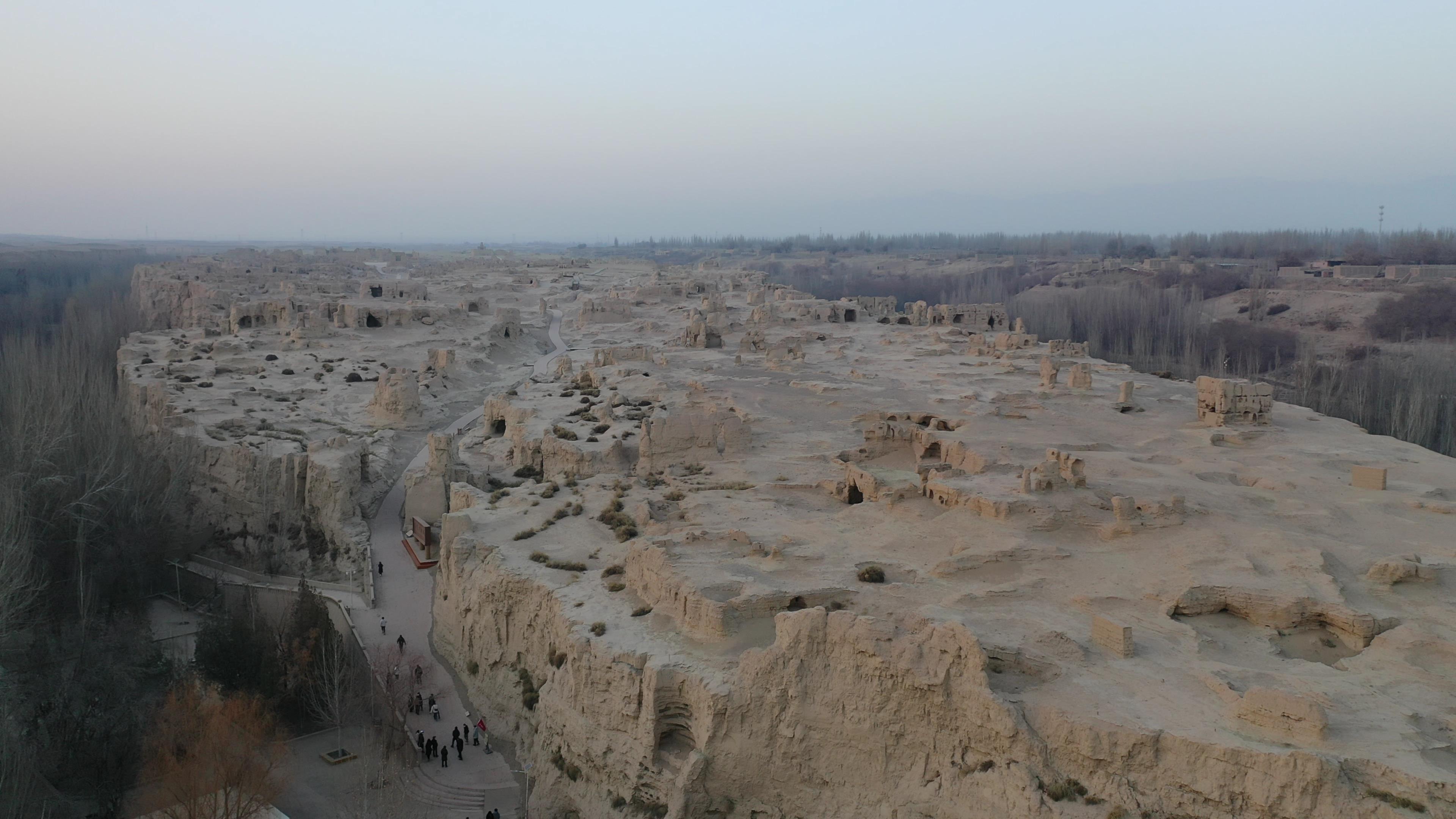 去新疆的旅行团费用_去新疆的旅行团费用多少