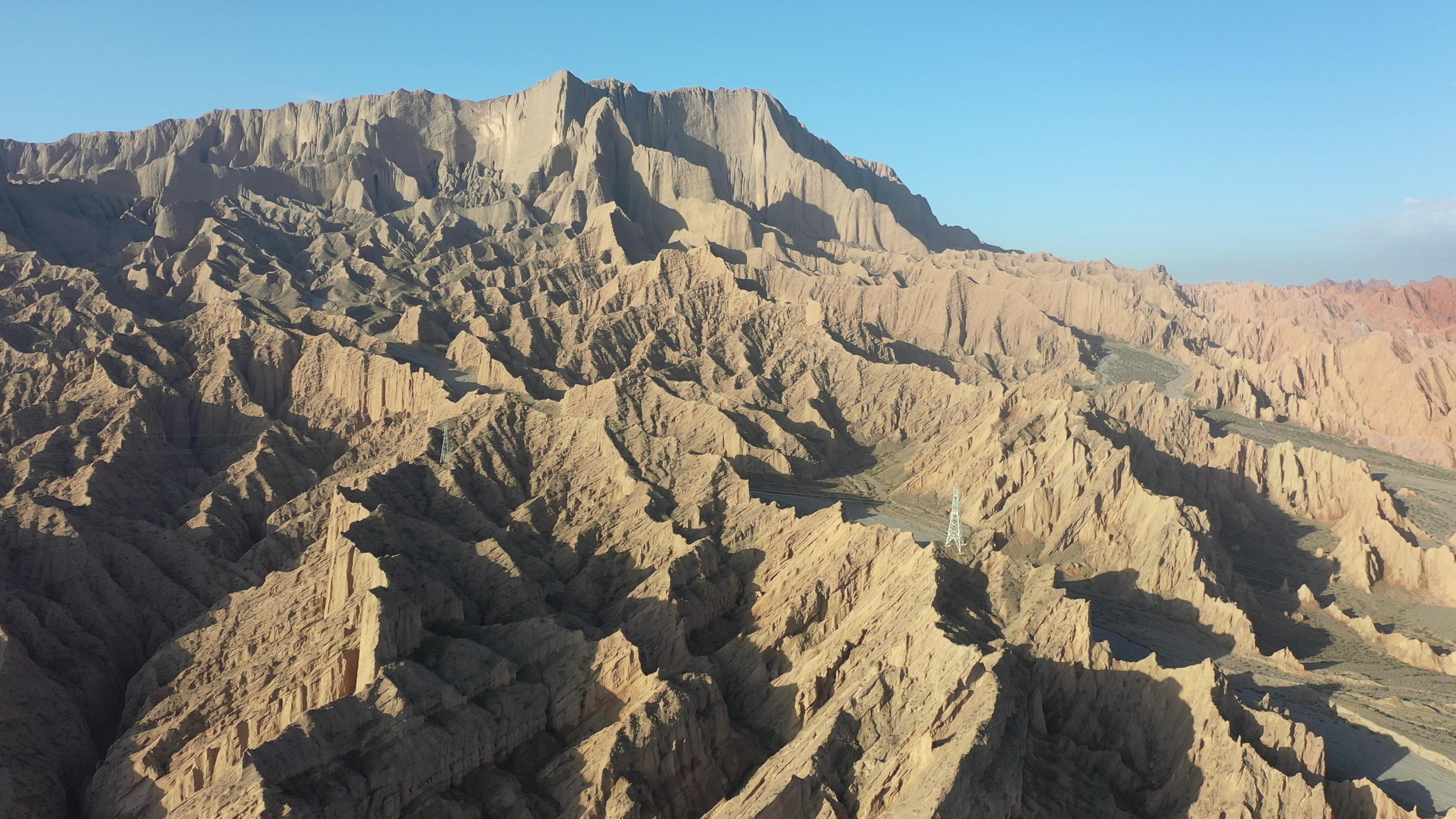 新疆旅游团多少钱一个_新疆旅游团多少钱一个月