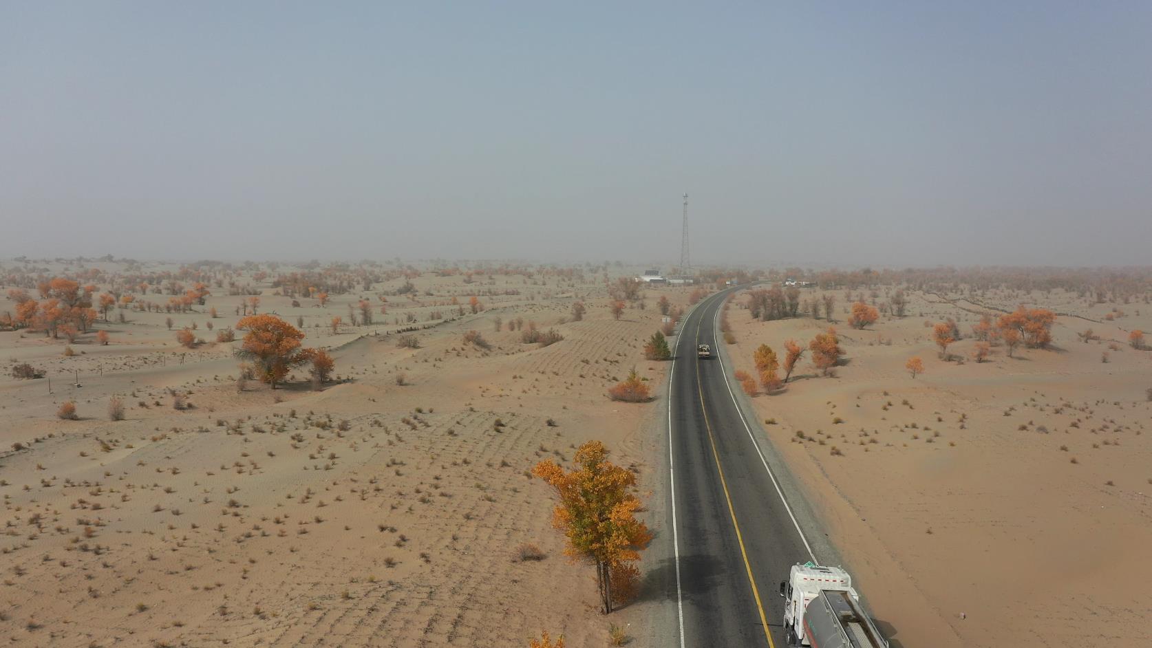 新疆旅游是在当地跟团_新疆旅游是在当地跟团吗