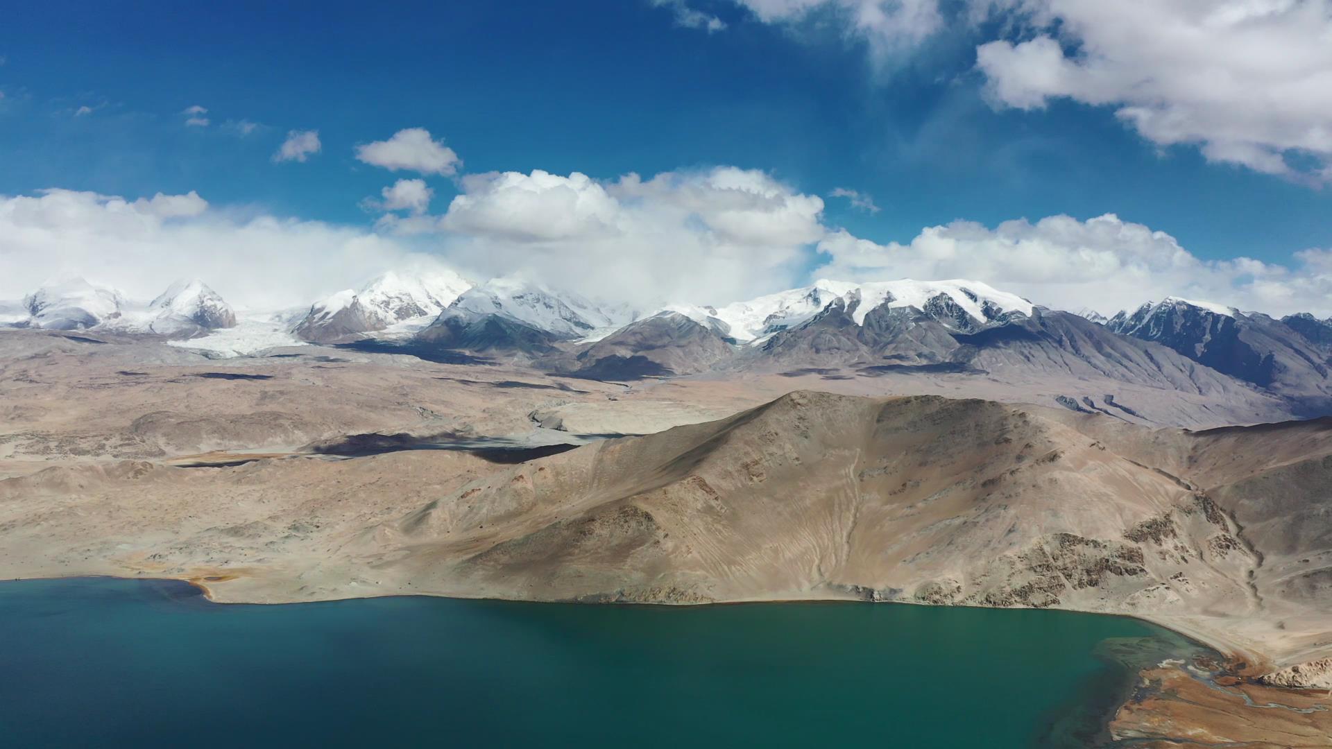 赛里木湖旅游团游_赛里木湖旅行