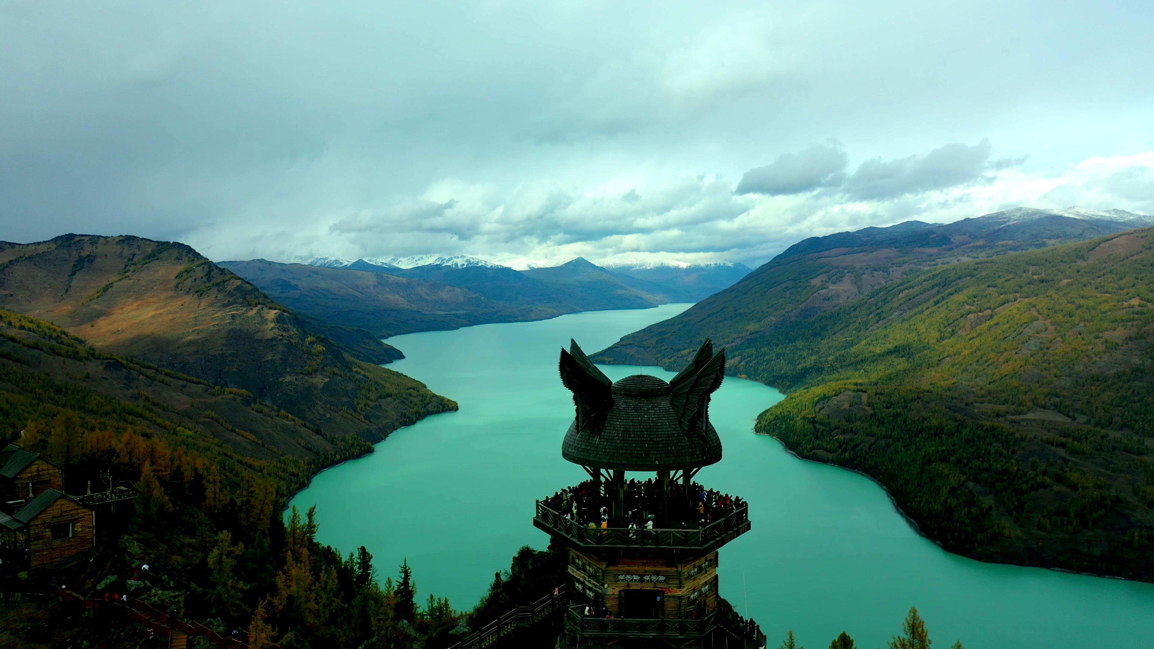 金秋新疆旅游_金秋新疆的美景