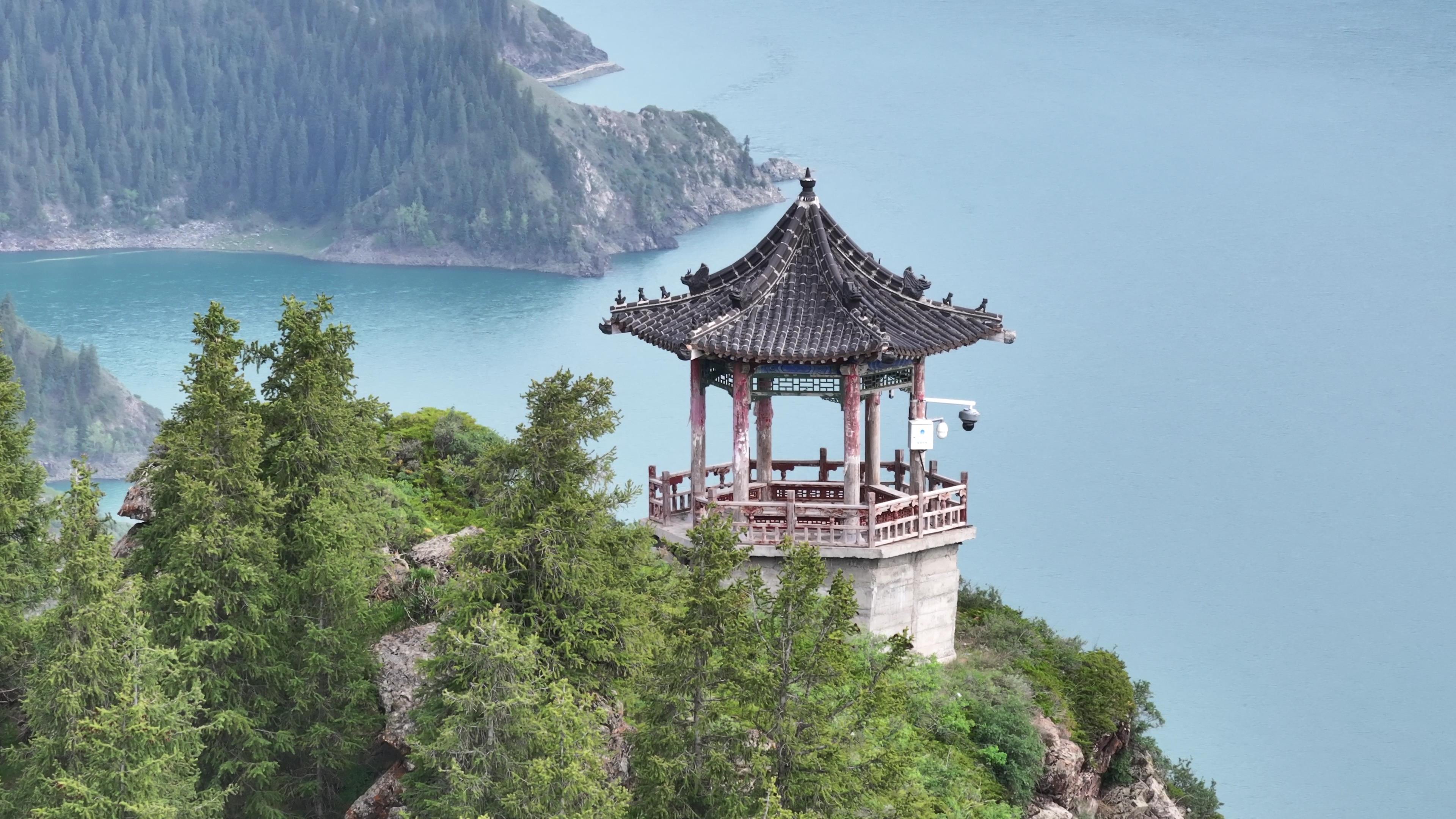 那拉提九月底旅游多少钱_那拉提9月