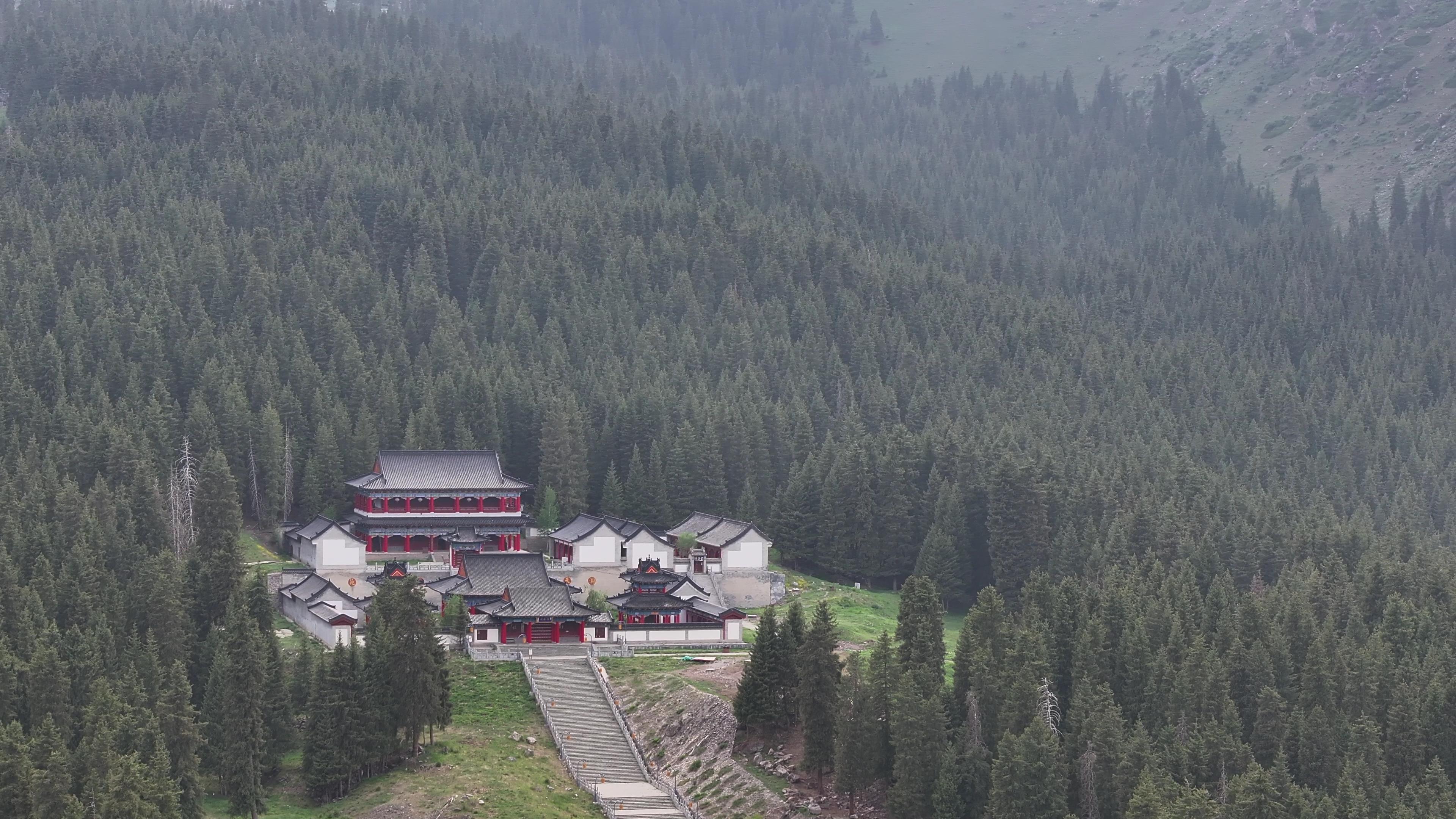 陕西到新疆旅游_陕西到新疆旅游攻略