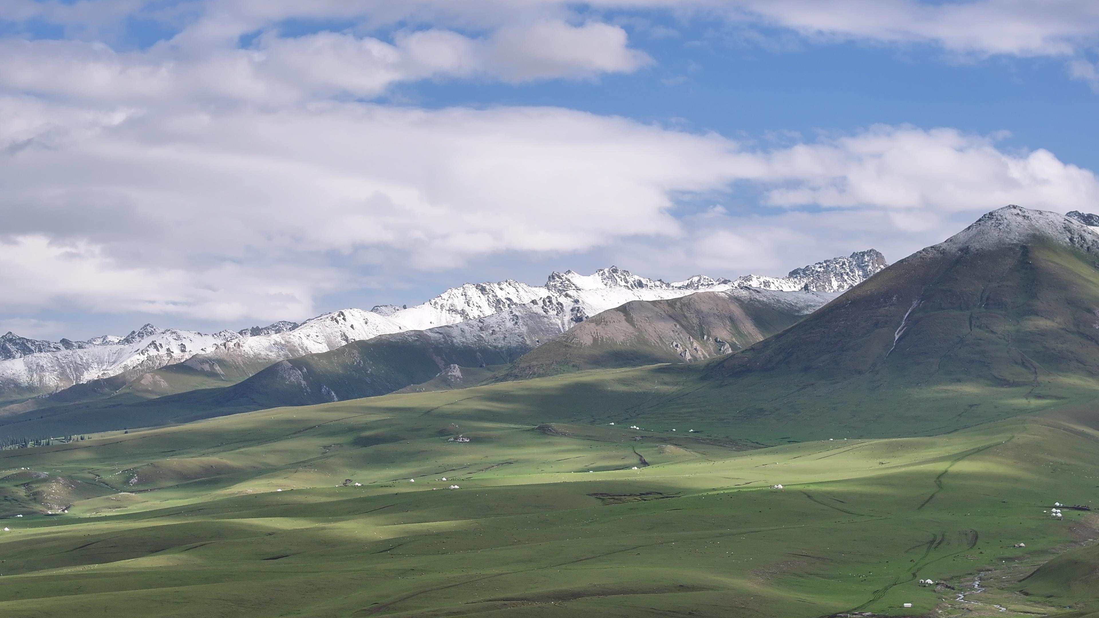 新疆旅游冰雪喀纳斯_新疆喀纳斯滑雪场