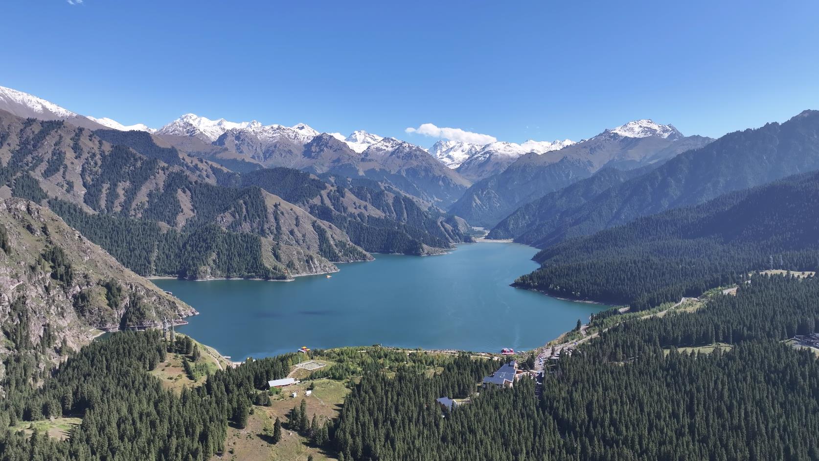 伊犁旅游豪华团费用_伊犁旅游豪华团费用多少