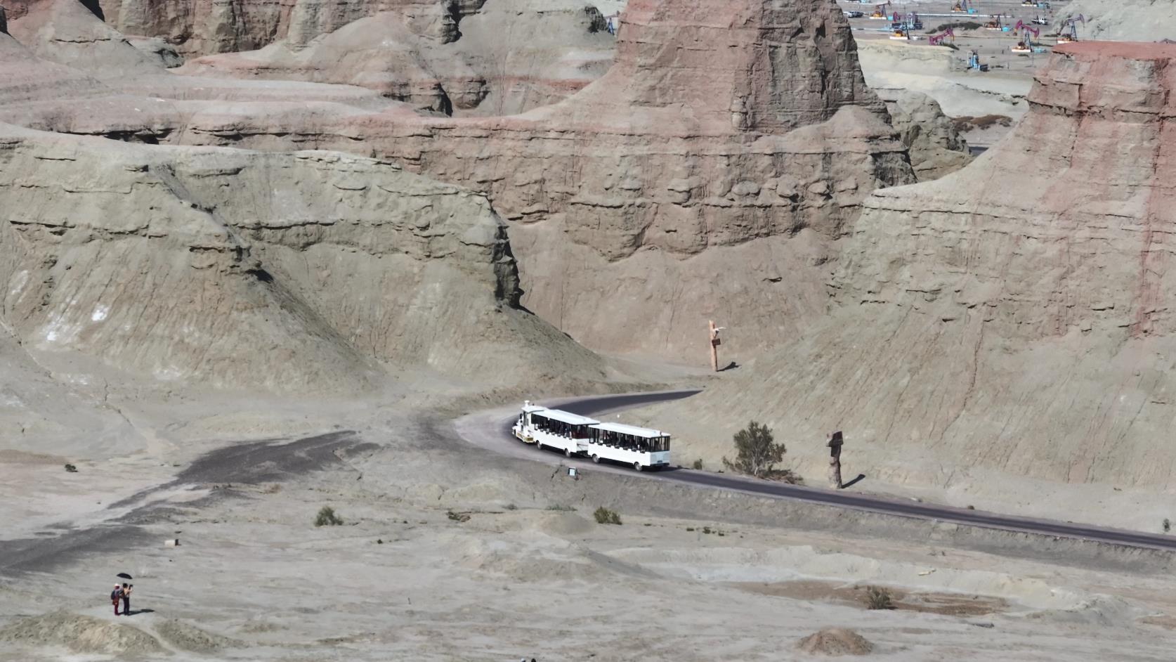 火车专列旅游新疆 好不好_新疆专列火车旅游辛苦吗