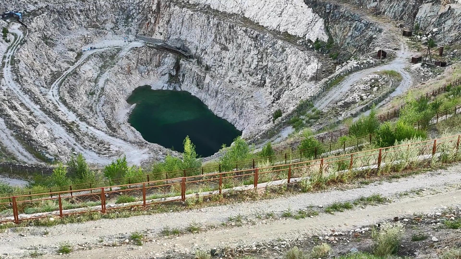 新疆旅游玩几天_新疆旅游玩几天合适