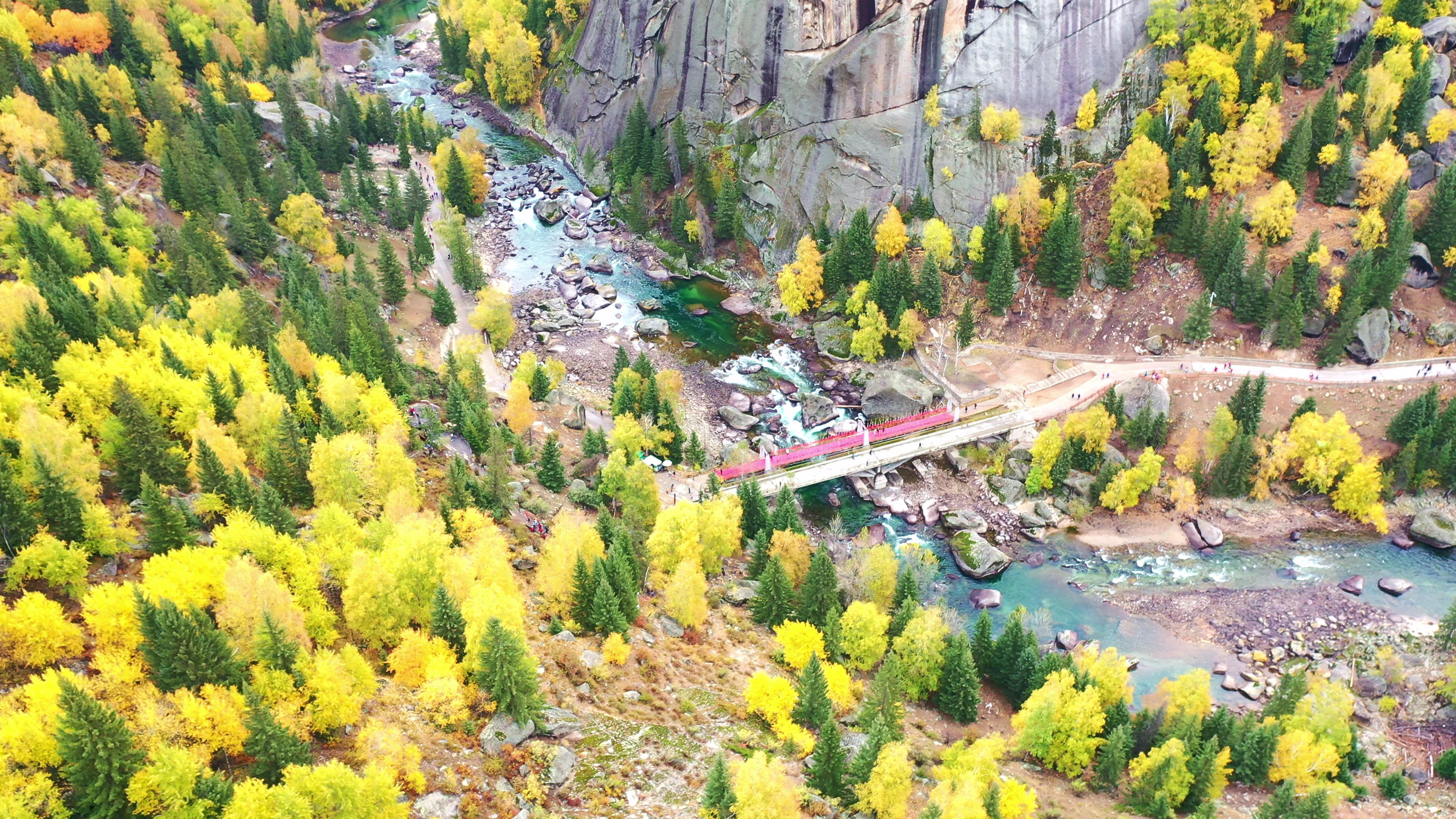 新疆阿辉旅游怎么样_新疆阿辉旅游怎么样啊