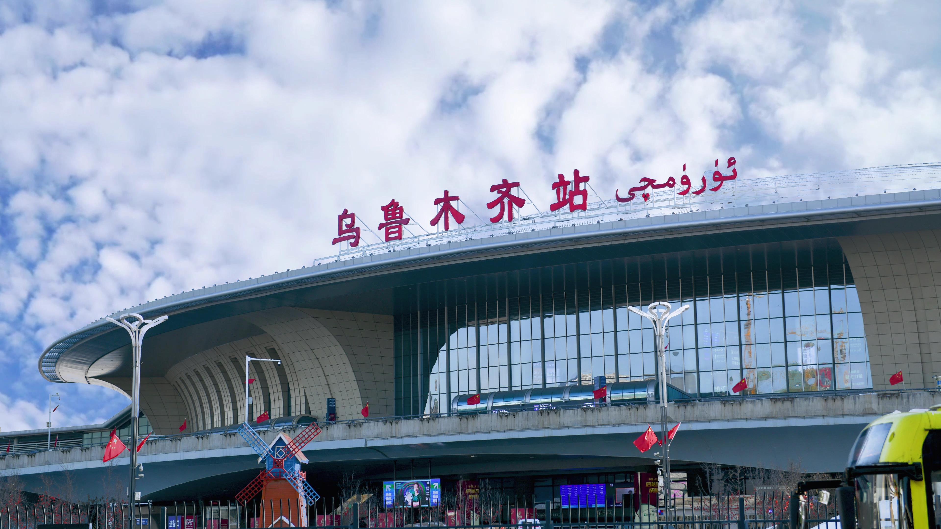 重庆到新疆旅游报价_重庆到新疆旅游报价多少